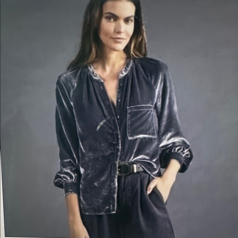 Pilcro Velvet Silver Grey Women's Shirt with princess round collar Size S.